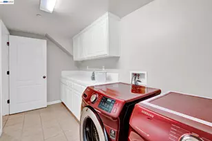 6197 Yardley Ln, San Ramon, CA 94582 - Photo 53