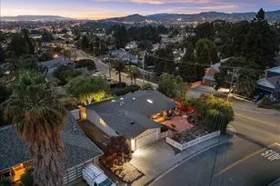 24805 Canyon View Ct, Hayward, CA 94541 - Photo 57