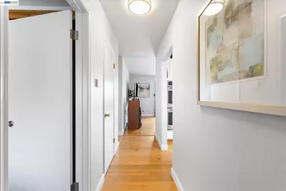 24805 Canyon View Ct, Hayward, CA 94541 - Photo 13