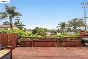 24805 Canyon View Ct, Hayward, CA 94541 - Photo 39