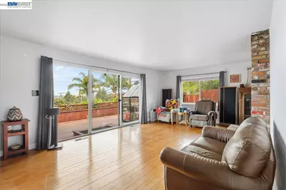 24805 Canyon View Ct, Hayward, CA 94541 - Photo 11