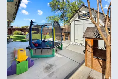 2164 Dena Dr, Concord, CA 94519 - Photo 33