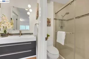 4034 Rennellwood Way, Pleasanton, CA 94566 - Photo 37