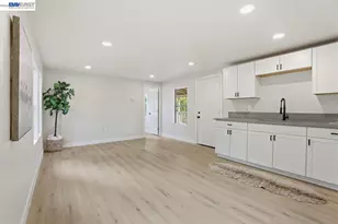 828 Olivina Ave, Livermore, CA 94551 - Photo 11