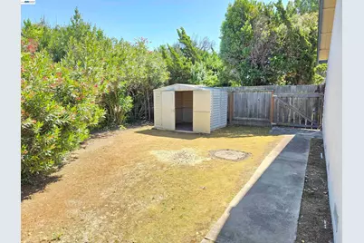 7601 Redbud Ct, Newark, CA 94560 - Photo 21