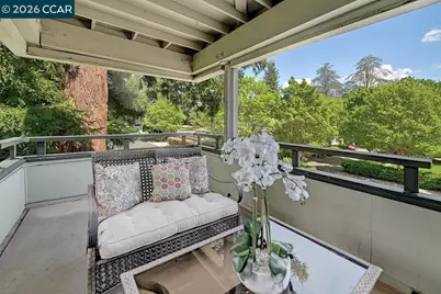 2128 Tice Creek Dr #2, Walnut Creek, CA 94595 - Photo 17