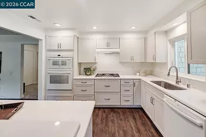 2128 Tice Creek Dr #2, Walnut Creek, CA 94595 - Photo 11