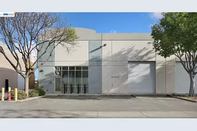 2260 Macarthur Dr, Tracy, CA 95376 - Photo 1