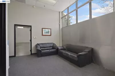 2260 Macarthur Dr, Tracy, CA 95376 - Photo 7