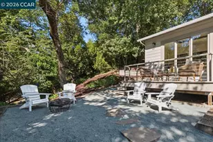 3 Mountain View Pl, Lafayette, CA 94549 - Photo 3