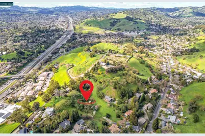 40 Rodrigues Ln, Walnut Creek, CA 94597 - Photo 9