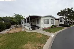 29266 Nantucket Way, Hayward, CA 94544 - Photo 17