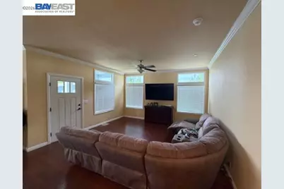 426 Honolulu Circle, Union City, CA 94587 - Photo 9