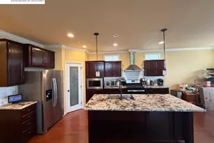 426 Honolulu Cir, Union City, CA 94587 - Photo 3