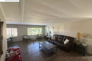 43 Palm Dr, Union City, CA 94587 - Photo 3