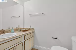 5615 Cold Water Dr, Castro Valley, CA 94552 - Photo 21