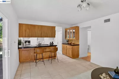 5615 Cold Water Dr, Castro Valley, CA 94552 - Photo 19