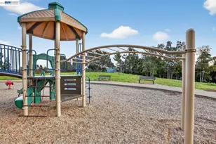 5615 Cold Water Dr, Castro Valley, CA 94552 - Photo 37