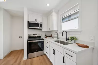 3239 Briggs Ave, Alameda, CA 94501 - Photo 21