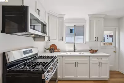 3241 Briggs Ave, Alameda, CA 94501 - Photo 39