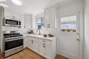 3241 Briggs Ave, Alameda, CA 94501 - Photo 37