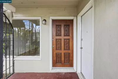 6719 Eastlawn St, Oakland, CA 94621 - Photo 3