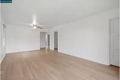 6719 Eastlawn St, Oakland, CA 94621 - Photo 7