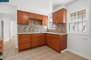 6719 Eastlawn St, Oakland, CA 94621 - Photo 11