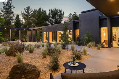 5645 Bacon Rd, Oakland, CA 94619 - Photo 57