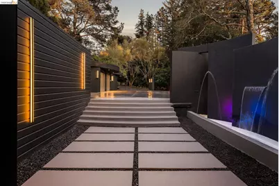 5645 Bacon Rd, Oakland, CA 94619 - Photo 43