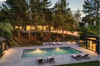 5645 Bacon Rd, Oakland, CA 94619 - Photo 7