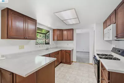 410 Monaco Ave, Union City, CA 94587 - Photo 13