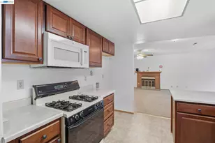 410 Monaco Ave, Union City, CA 94587 - Photo 15