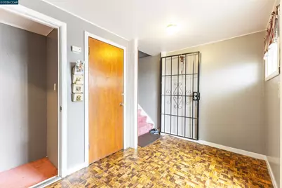 864 Moultrie St, San Francisco, CA 94110 - Photo 27