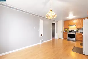 864 Moultrie St, San Francisco, CA 94110 - Photo 21