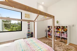 45 Homeglen Ln, Oakland, CA 94611 - Photo 45