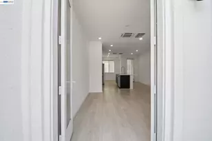 2811 Cathwood Ln, Alameda, CA 94501 - Photo 9