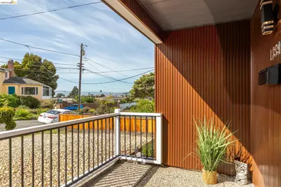 1354 Santa Clara St, Richmond, CA 94804 - Photo 13