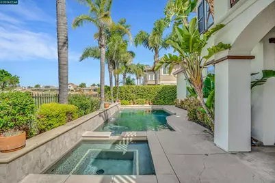 389 Roundhill Dr, Brentwood, CA 94513 - Photo 45