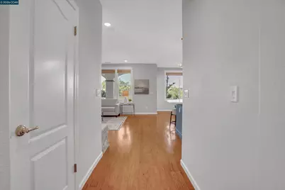 389 Roundhill Dr, Brentwood, CA 94513 - Photo 15