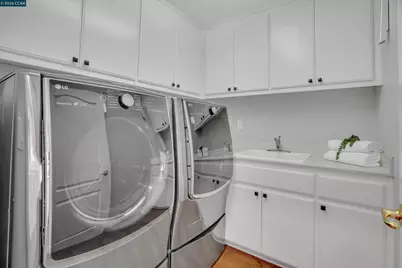 389 Roundhill Dr, Brentwood, CA 94513 - Photo 25