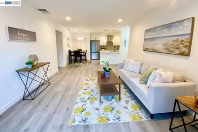 304 Hackamore Ln, Fremont, CA 94539 - Photo 7