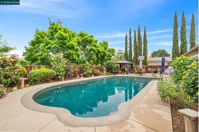 5565 Banff Ct, Concord, CA 94521 - Photo 37