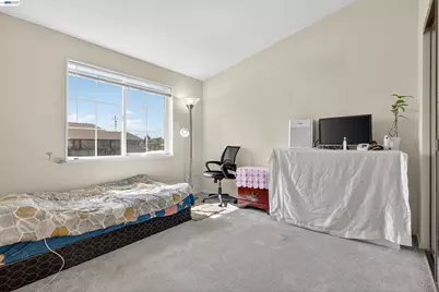 628 17th St, Richmond, CA 94804 - Photo 35