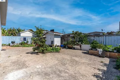 628 17th St, Richmond, CA 94804 - Photo 49