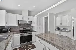 628 17th St, Richmond, CA 94804 - Photo 15