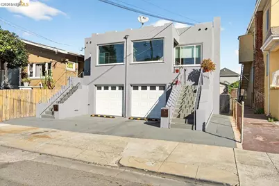 1070 Aileen St, Oakland, CA 94608 - Photo 3