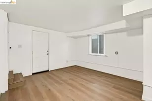 1070 Aileen St, Oakland, CA 94608 - Photo 29