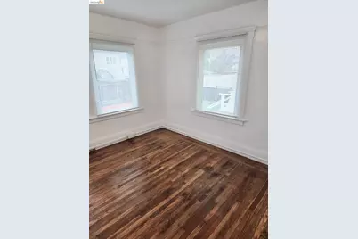 1070 Aileen St, Oakland, CA 94608 - Photo 61