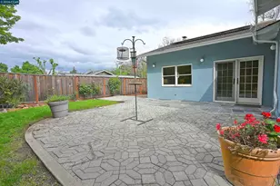 263 Croyden Dr, Pleasant Hill, CA 94523 - Photo 39